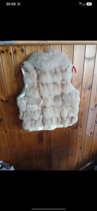 Gilet donna pelliccia taglia 42 costo 820€