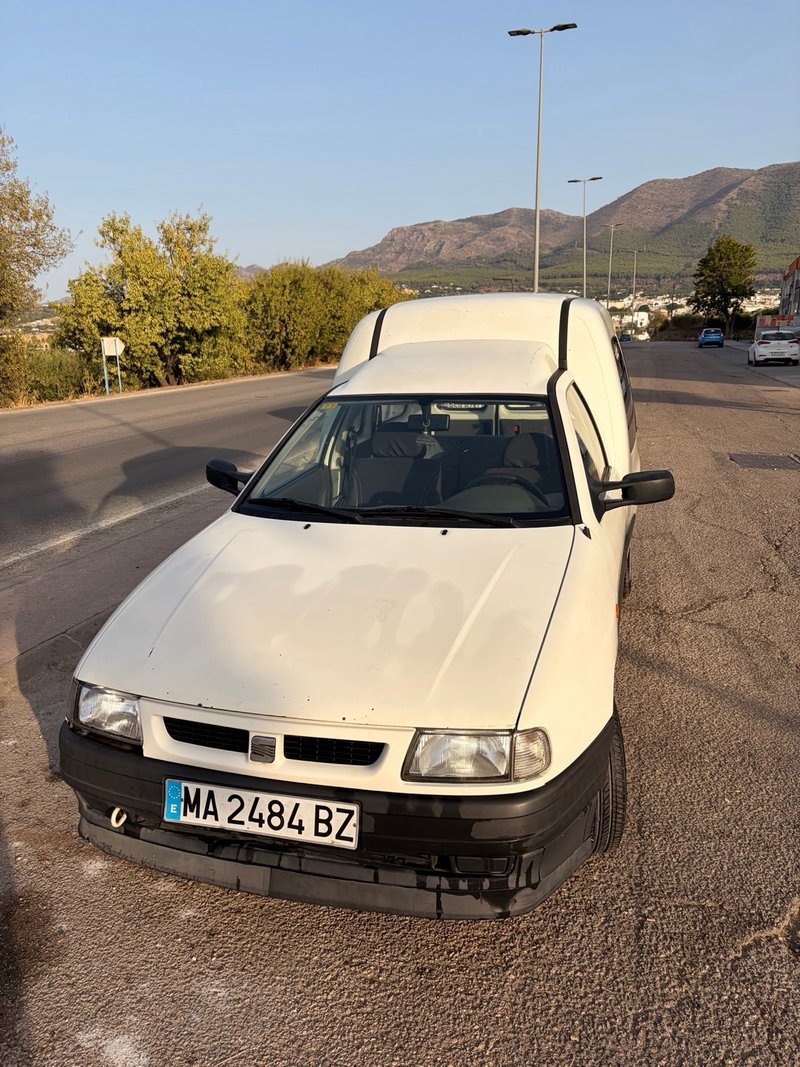 SEAT Inca 1996 - foto 1