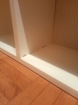 Estantería blanca de madera
