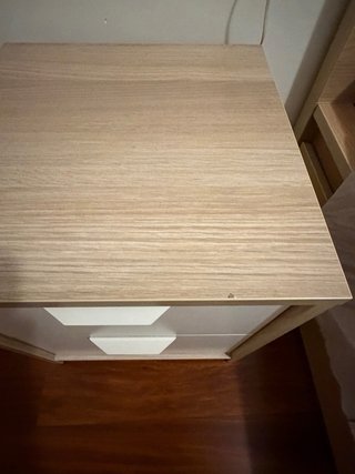 Cama IKEA roble con 4 cajones y 2 mesitas