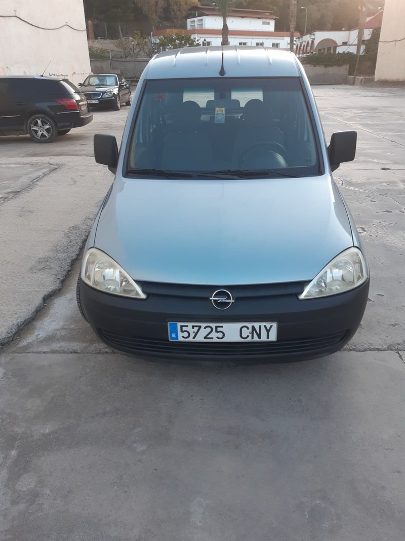Opel Combo 2003 - foto 1