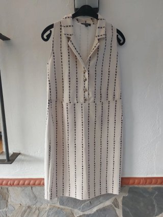 Vestido estampado letras
