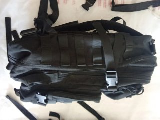Mochila Táctica Negra y Verde Militar