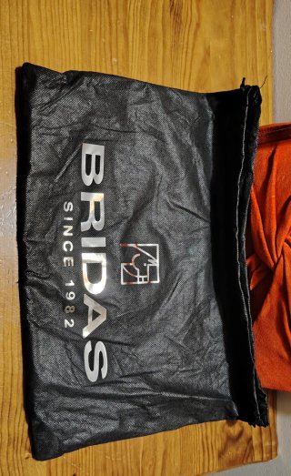 Bolso de fiesta rojo Bridas