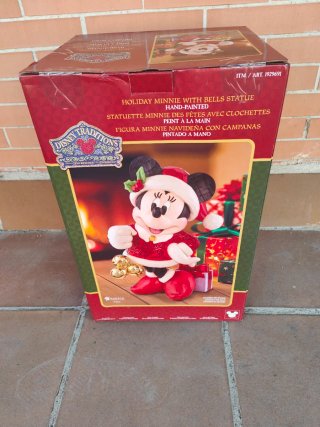 Figura Minnie Mouse Navideña con Cascabeles