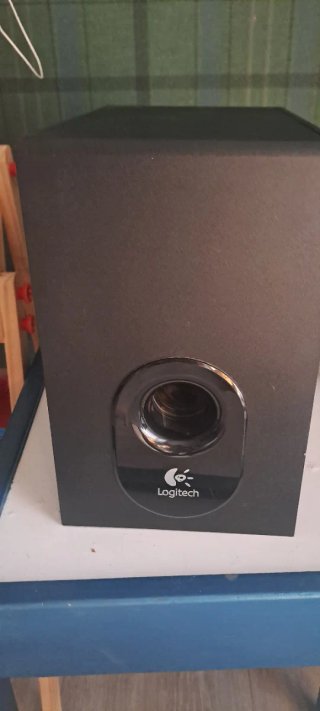 Altavoces Logitech Negros