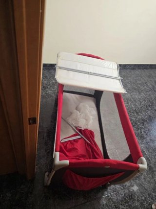 Cuna de viaje plegable
