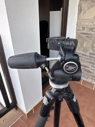 Trípode Manfrotro 190x8 Rótula Manfrotto 804RC2