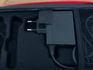 Nintendo Switch OLED con estuche