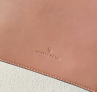 Bolso de hombro Roberto Pietri rosa