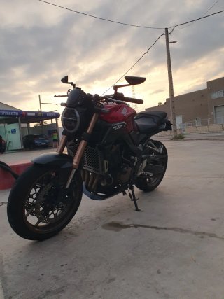 Honda CB650R