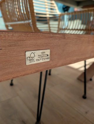 Mesa de comedor y 6 sillas