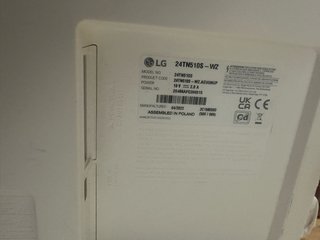 Televisión LG Blanca Rota