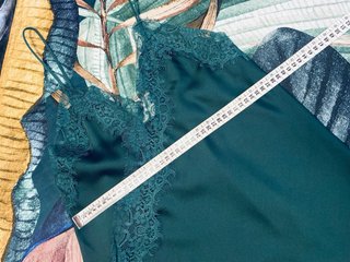 Camisón Lencero Satén Corto Verde Esmeralda