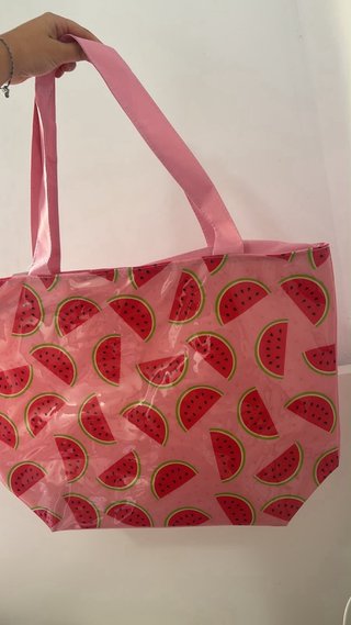 Bolsos de playa a 5€ la unidad