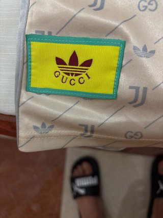 Camiseta Adidas x Gucci Talla S