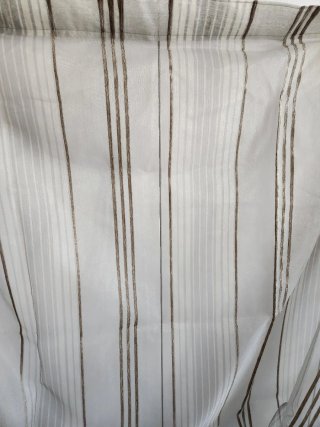 Tenda in chiffon a righe grigie e tortora