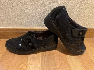 Zapatos Pitillos Negros Talla 40