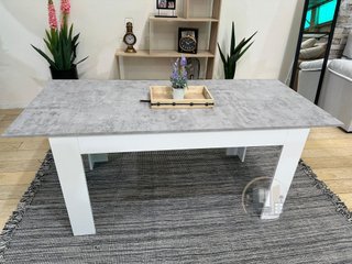 Mesa de comedor extensible NUEVA