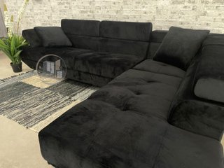 Sofá-rinconera en negro terciopelo