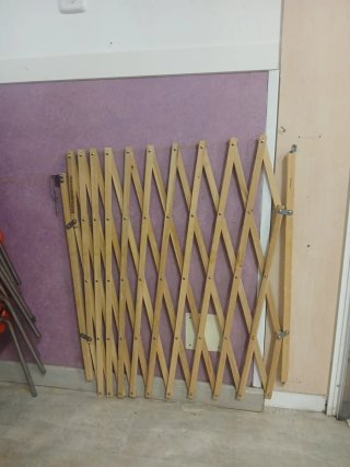 2 Puertas abatibles de madera extensible