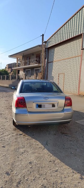Toyota Avensis 2005