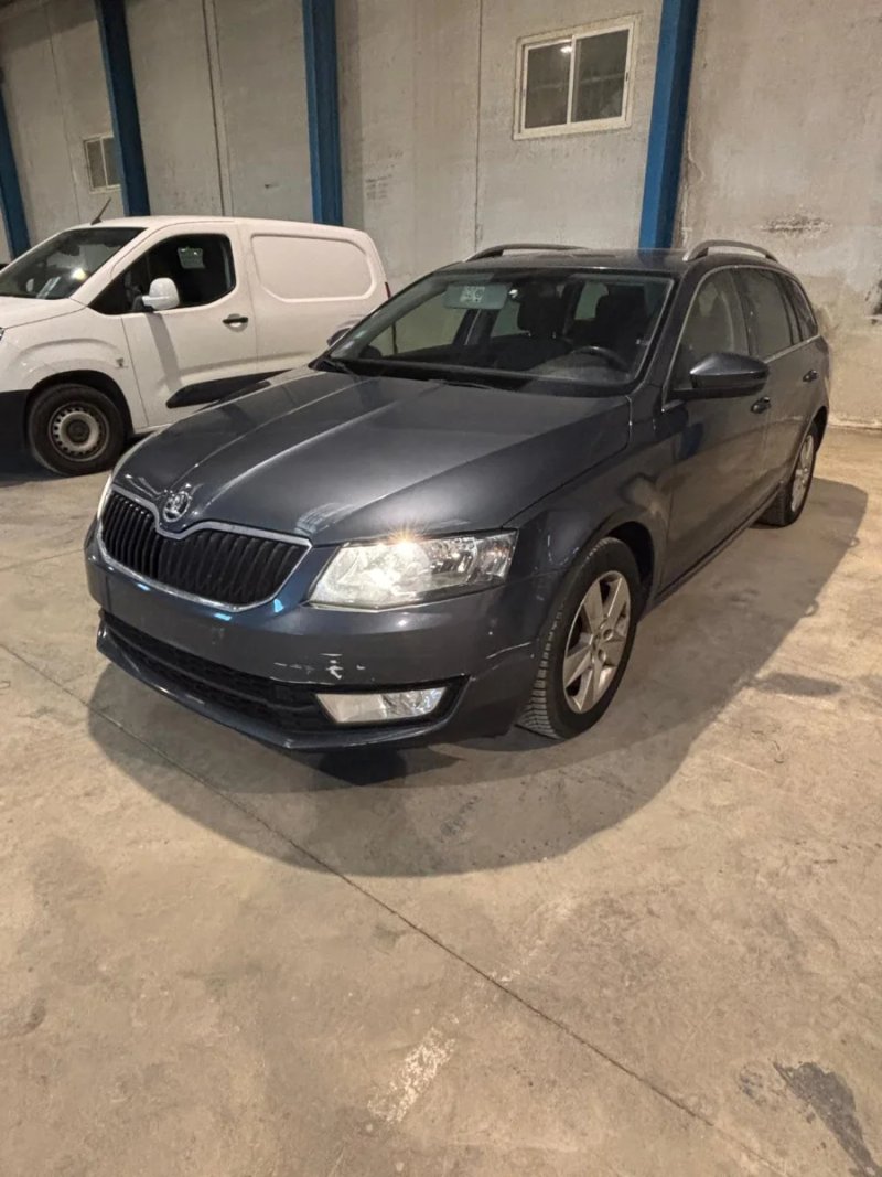 Škoda Octavia 1.6 TDI CR Ambition 2015, foto 2