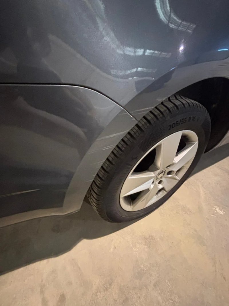 Škoda Octavia 1.6 TDI CR Ambition 2015, foto 9
