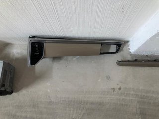 Porsche Macan Panel Lateral Salpicadero