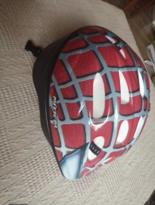 Casco infantil MÍtical Spiderman