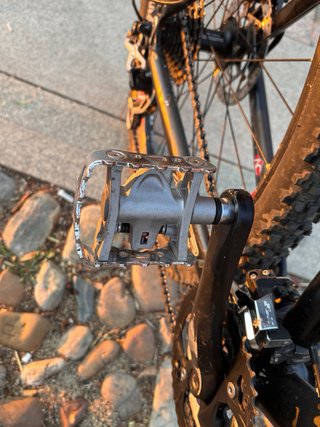 Bicicleta con silla para niño/a
