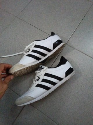 Zapatillas Adidas Mujer Blancas y Negras