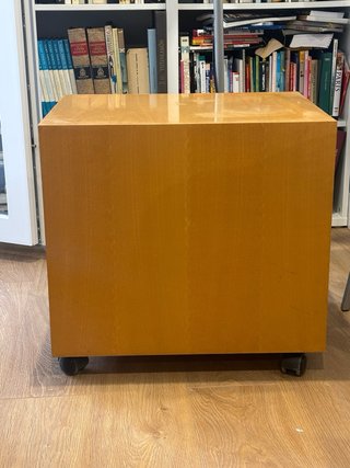 Mesa La Oca madera y cajonera gris Medidas