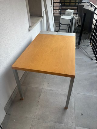 Mesa La Oca madera y cajonera gris Medidas