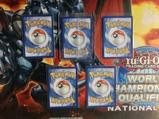 Pack Cartas Pokémon Mega Charizard, Lucario y más