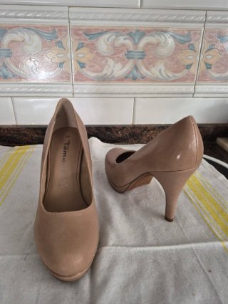 Zapatos de tacón Tamaris talla 38