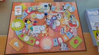 Juego de mesa Bluey Scavenger + 3 años