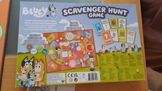 Juego de mesa Bluey Scavenger + 3 años