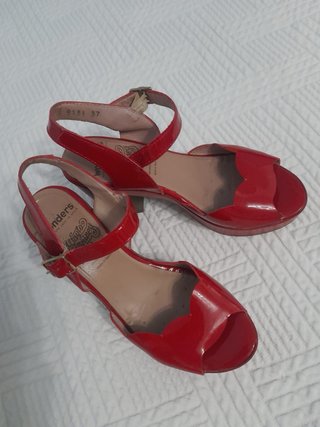 Zapatos sandalias mujer Wonders rojas