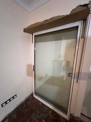 Puerta balconera corredera