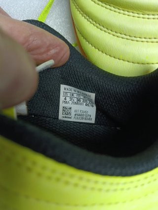 Deportivas Adidas Copa Amarillas