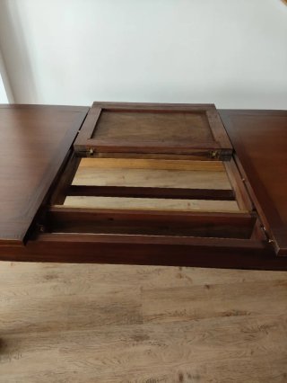 Mesa y 4 Sillas Comedor Moycor