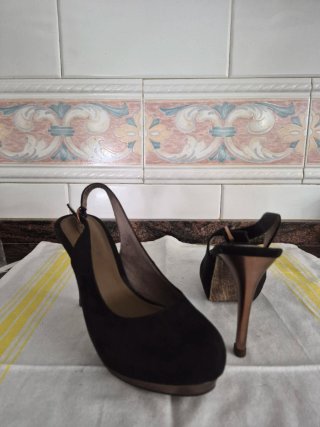 Zapatos de tacón negros talla 38
