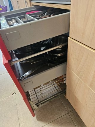 Muebles de cocina madera y encimera granito