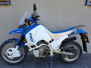 Suzuki DR 750 Big