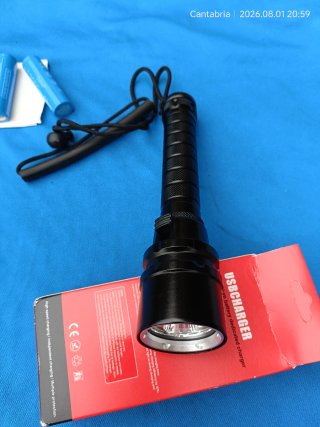 Linterna pesca submarina triple led
