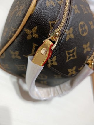 Necessaire Louis Vuitton Marrone