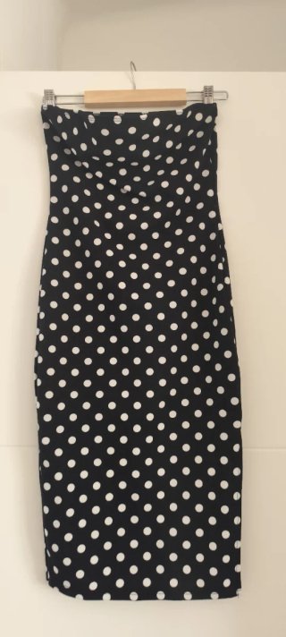 Vestido de fiesta con lunares