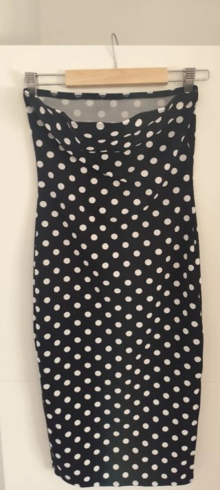 Vestido de fiesta con lunares