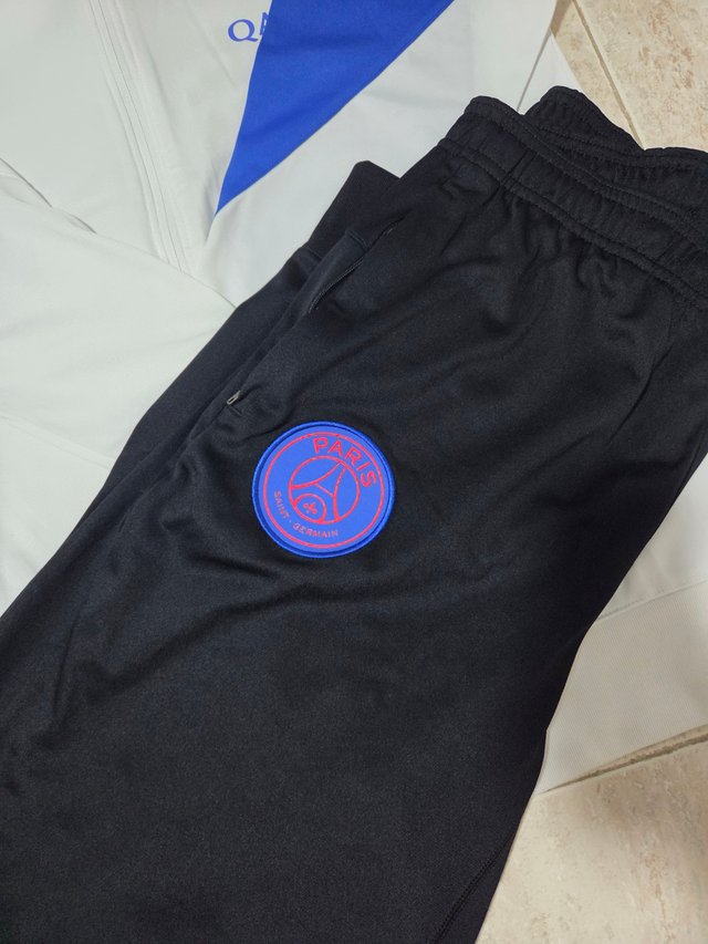 Chándal Paris Saint Germain Nike Blanco y Azul Ofi